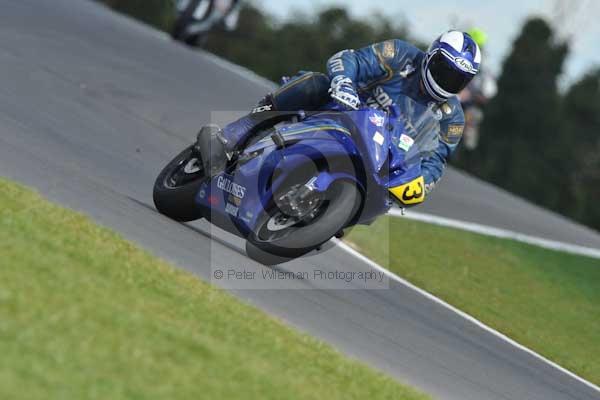 Motorcycle action photographs;Trackday digital images;event digital images;eventdigitalimages;no limits trackday;peter wileman photography;snetterton;snetterton circuit norfolk;snetterton photographs;trackday;trackday photos