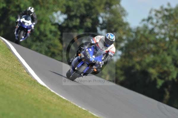 Motorcycle action photographs;Trackday digital images;event digital images;eventdigitalimages;no limits trackday;peter wileman photography;snetterton;snetterton circuit norfolk;snetterton photographs;trackday;trackday photos