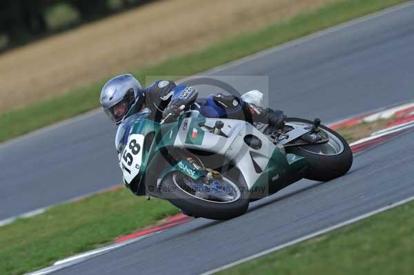 Motorcycle action photographs;Trackday digital images;event digital images;eventdigitalimages;no limits trackday;peter wileman photography;snetterton;snetterton circuit norfolk;snetterton photographs;trackday;trackday photos