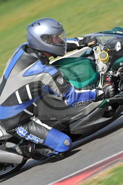 Motorcycle action photographs;Trackday digital images;event digital images;eventdigitalimages;no limits trackday;peter wileman photography;snetterton;snetterton circuit norfolk;snetterton photographs;trackday;trackday photos