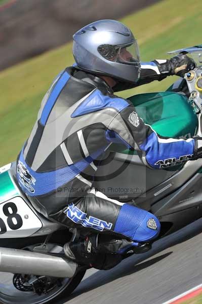 Motorcycle action photographs;Trackday digital images;event digital images;eventdigitalimages;no limits trackday;peter wileman photography;snetterton;snetterton circuit norfolk;snetterton photographs;trackday;trackday photos