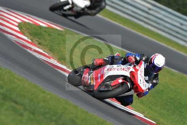 Motorcycle action photographs;Trackday digital images;event digital images;eventdigitalimages;no limits trackday;peter wileman photography;snetterton;snetterton circuit norfolk;snetterton photographs;trackday;trackday photos