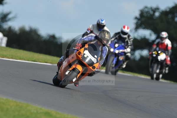 Motorcycle action photographs;Trackday digital images;event digital images;eventdigitalimages;no limits trackday;peter wileman photography;snetterton;snetterton circuit norfolk;snetterton photographs;trackday;trackday photos