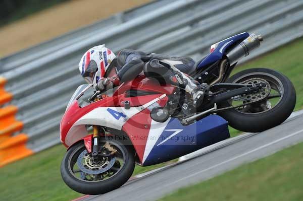 Motorcycle action photographs;Trackday digital images;event digital images;eventdigitalimages;no limits trackday;peter wileman photography;snetterton;snetterton circuit norfolk;snetterton photographs;trackday;trackday photos