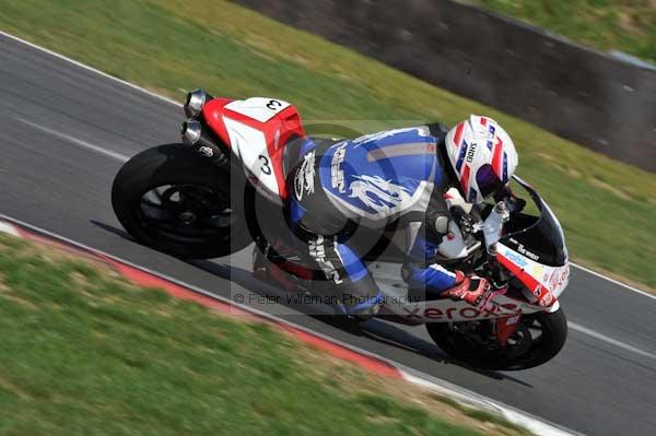 Motorcycle action photographs;Trackday digital images;event digital images;eventdigitalimages;no limits trackday;peter wileman photography;snetterton;snetterton circuit norfolk;snetterton photographs;trackday;trackday photos