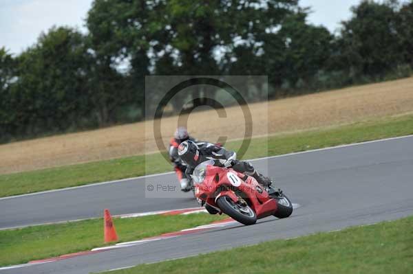 Motorcycle action photographs;Trackday digital images;event digital images;eventdigitalimages;no limits trackday;peter wileman photography;snetterton;snetterton circuit norfolk;snetterton photographs;trackday;trackday photos