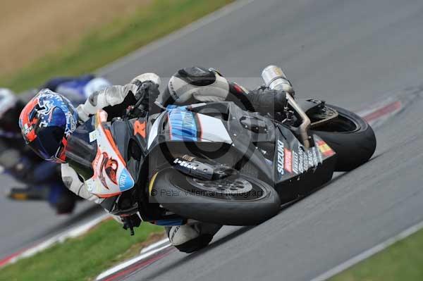 Motorcycle action photographs;Trackday digital images;event digital images;eventdigitalimages;no limits trackday;peter wileman photography;snetterton;snetterton circuit norfolk;snetterton photographs;trackday;trackday photos