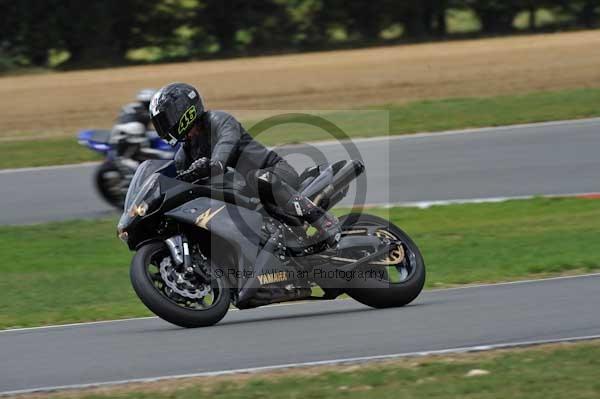 Motorcycle action photographs;Trackday digital images;event digital images;eventdigitalimages;no limits trackday;peter wileman photography;snetterton;snetterton circuit norfolk;snetterton photographs;trackday;trackday photos