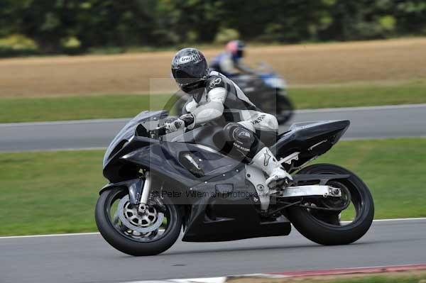 Motorcycle action photographs;Trackday digital images;event digital images;eventdigitalimages;no limits trackday;peter wileman photography;snetterton;snetterton circuit norfolk;snetterton photographs;trackday;trackday photos