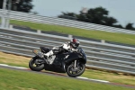 Motorcycle-action-photographs;Trackday-digital-images;event-digital-images;eventdigitalimages;no-limits-trackday;peter-wileman-photography;snetterton;snetterton-circuit-norfolk;snetterton-photographs;trackday;trackday-photos