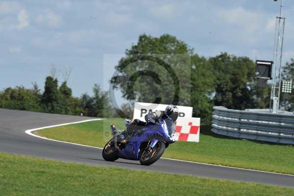 Motorcycle action photographs;Trackday digital images;event digital images;eventdigitalimages;no limits trackday;peter wileman photography;snetterton;snetterton circuit norfolk;snetterton photographs;trackday;trackday photos