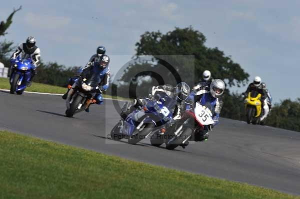 Motorcycle action photographs;Trackday digital images;event digital images;eventdigitalimages;no limits trackday;peter wileman photography;snetterton;snetterton circuit norfolk;snetterton photographs;trackday;trackday photos