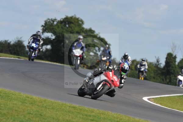 Motorcycle action photographs;Trackday digital images;event digital images;eventdigitalimages;no limits trackday;peter wileman photography;snetterton;snetterton circuit norfolk;snetterton photographs;trackday;trackday photos