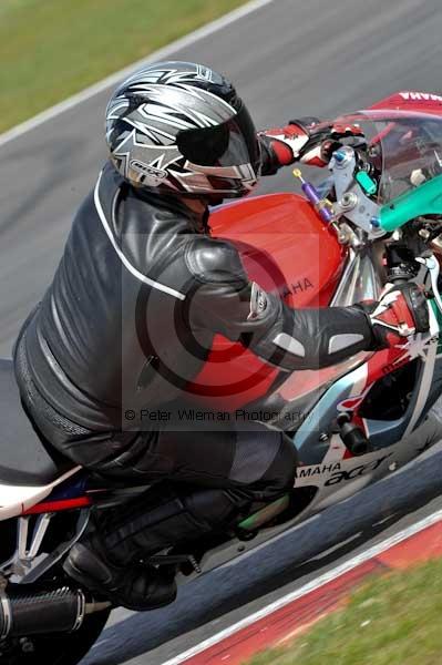 Motorcycle action photographs;Trackday digital images;event digital images;eventdigitalimages;no limits trackday;peter wileman photography;snetterton;snetterton circuit norfolk;snetterton photographs;trackday;trackday photos