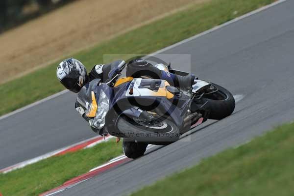 Motorcycle action photographs;Trackday digital images;event digital images;eventdigitalimages;no limits trackday;peter wileman photography;snetterton;snetterton circuit norfolk;snetterton photographs;trackday;trackday photos