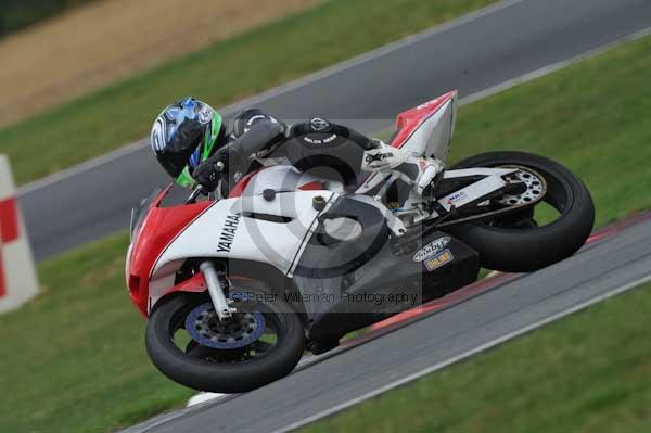 Motorcycle action photographs;Trackday digital images;event digital images;eventdigitalimages;no limits trackday;peter wileman photography;snetterton;snetterton circuit norfolk;snetterton photographs;trackday;trackday photos