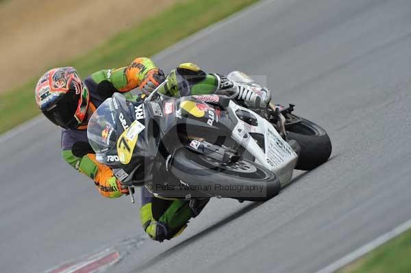 Motorcycle action photographs;Trackday digital images;event digital images;eventdigitalimages;no limits trackday;peter wileman photography;snetterton;snetterton circuit norfolk;snetterton photographs;trackday;trackday photos