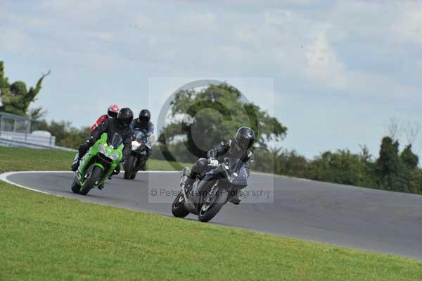 Motorcycle action photographs;Trackday digital images;event digital images;eventdigitalimages;no limits trackday;peter wileman photography;snetterton;snetterton circuit norfolk;snetterton photographs;trackday;trackday photos