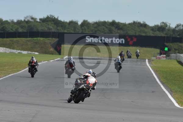 Motorcycle action photographs;Trackday digital images;event digital images;eventdigitalimages;no limits trackday;peter wileman photography;snetterton;snetterton circuit norfolk;snetterton photographs;trackday;trackday photos