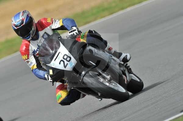 Motorcycle action photographs;Trackday digital images;event digital images;eventdigitalimages;no limits trackday;peter wileman photography;snetterton;snetterton circuit norfolk;snetterton photographs;trackday;trackday photos