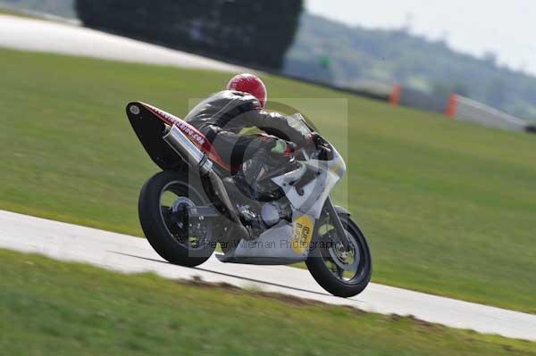 Motorcycle action photographs;Trackday digital images;event digital images;eventdigitalimages;no limits trackday;peter wileman photography;snetterton;snetterton circuit norfolk;snetterton photographs;trackday;trackday photos