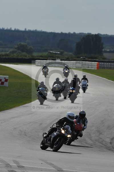 Motorcycle action photographs;Trackday digital images;event digital images;eventdigitalimages;no limits trackday;peter wileman photography;snetterton;snetterton circuit norfolk;snetterton photographs;trackday;trackday photos