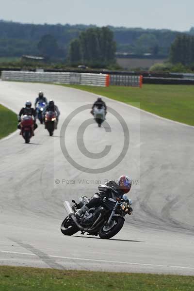 Motorcycle action photographs;Trackday digital images;event digital images;eventdigitalimages;no limits trackday;peter wileman photography;snetterton;snetterton circuit norfolk;snetterton photographs;trackday;trackday photos