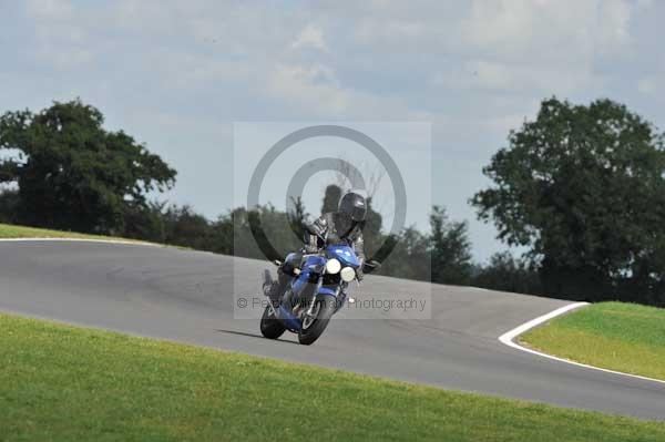 Motorcycle action photographs;Trackday digital images;event digital images;eventdigitalimages;no limits trackday;peter wileman photography;snetterton;snetterton circuit norfolk;snetterton photographs;trackday;trackday photos