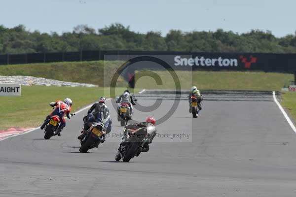 Motorcycle action photographs;Trackday digital images;event digital images;eventdigitalimages;no limits trackday;peter wileman photography;snetterton;snetterton circuit norfolk;snetterton photographs;trackday;trackday photos