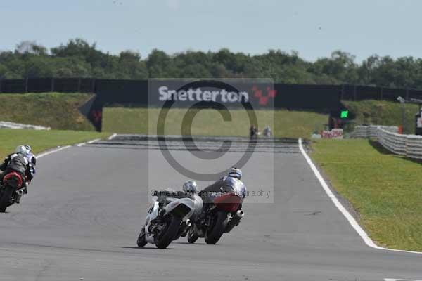 Motorcycle action photographs;Trackday digital images;event digital images;eventdigitalimages;no limits trackday;peter wileman photography;snetterton;snetterton circuit norfolk;snetterton photographs;trackday;trackday photos