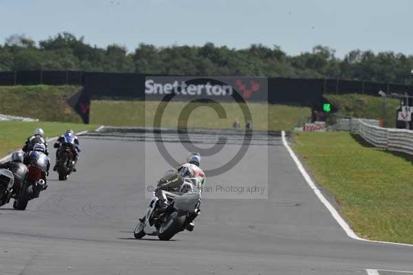 Motorcycle action photographs;Trackday digital images;event digital images;eventdigitalimages;no limits trackday;peter wileman photography;snetterton;snetterton circuit norfolk;snetterton photographs;trackday;trackday photos