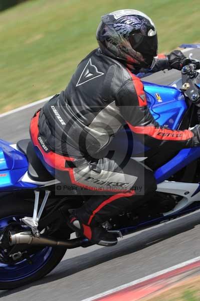 Motorcycle action photographs;Trackday digital images;event digital images;eventdigitalimages;no limits trackday;peter wileman photography;snetterton;snetterton circuit norfolk;snetterton photographs;trackday;trackday photos