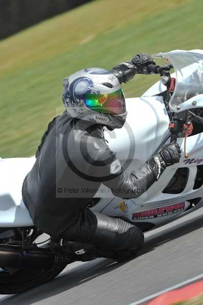 Motorcycle action photographs;Trackday digital images;event digital images;eventdigitalimages;no limits trackday;peter wileman photography;snetterton;snetterton circuit norfolk;snetterton photographs;trackday;trackday photos