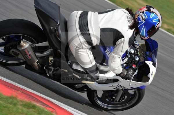 Motorcycle action photographs;Trackday digital images;event digital images;eventdigitalimages;no limits trackday;peter wileman photography;snetterton;snetterton circuit norfolk;snetterton photographs;trackday;trackday photos