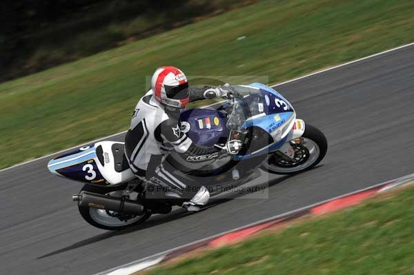 Motorcycle action photographs;Trackday digital images;event digital images;eventdigitalimages;no limits trackday;peter wileman photography;snetterton;snetterton circuit norfolk;snetterton photographs;trackday;trackday photos