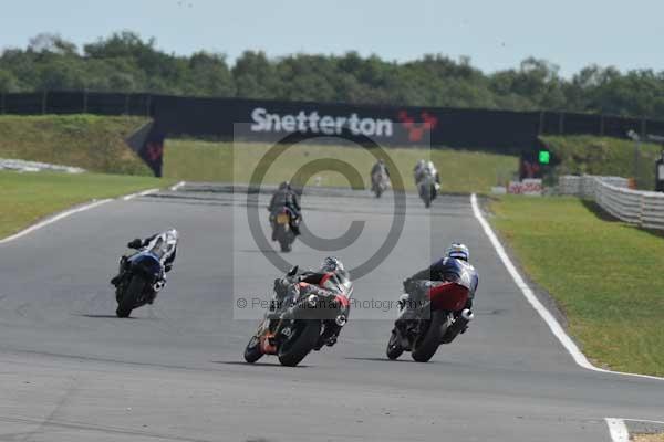 Motorcycle action photographs;Trackday digital images;event digital images;eventdigitalimages;no limits trackday;peter wileman photography;snetterton;snetterton circuit norfolk;snetterton photographs;trackday;trackday photos