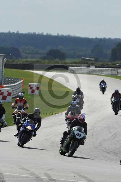 Motorcycle action photographs;Trackday digital images;event digital images;eventdigitalimages;no limits trackday;peter wileman photography;snetterton;snetterton circuit norfolk;snetterton photographs;trackday;trackday photos