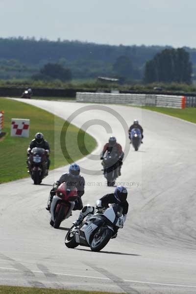 Motorcycle action photographs;Trackday digital images;event digital images;eventdigitalimages;no limits trackday;peter wileman photography;snetterton;snetterton circuit norfolk;snetterton photographs;trackday;trackday photos