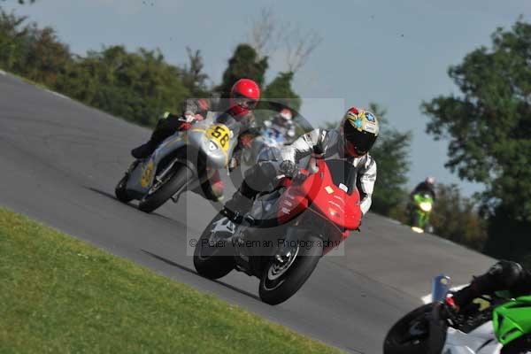 Motorcycle action photographs;Trackday digital images;event digital images;eventdigitalimages;no limits trackday;peter wileman photography;snetterton;snetterton circuit norfolk;snetterton photographs;trackday;trackday photos