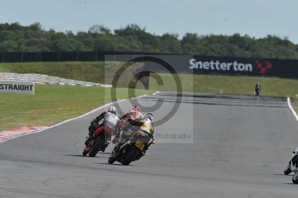 Motorcycle action photographs;Trackday digital images;event digital images;eventdigitalimages;no limits trackday;peter wileman photography;snetterton;snetterton circuit norfolk;snetterton photographs;trackday;trackday photos