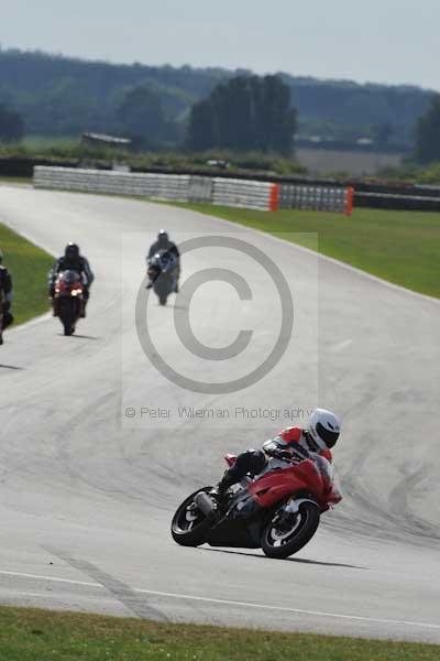 Motorcycle action photographs;Trackday digital images;event digital images;eventdigitalimages;no limits trackday;peter wileman photography;snetterton;snetterton circuit norfolk;snetterton photographs;trackday;trackday photos