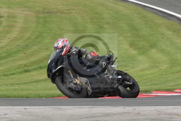 Motorcycle action photographs;Trackday digital images;event digital images;eventdigitalimages;no limits trackday;oulton park;oulton park circuit cheshire;oulton park photographs;peter wileman photography;trackday;trackday photos