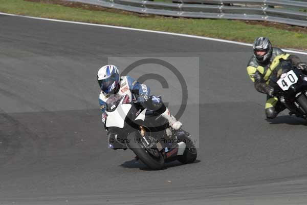 Motorcycle action photographs;Trackday digital images;event digital images;eventdigitalimages;no limits trackday;oulton park;oulton park circuit cheshire;oulton park photographs;peter wileman photography;trackday;trackday photos