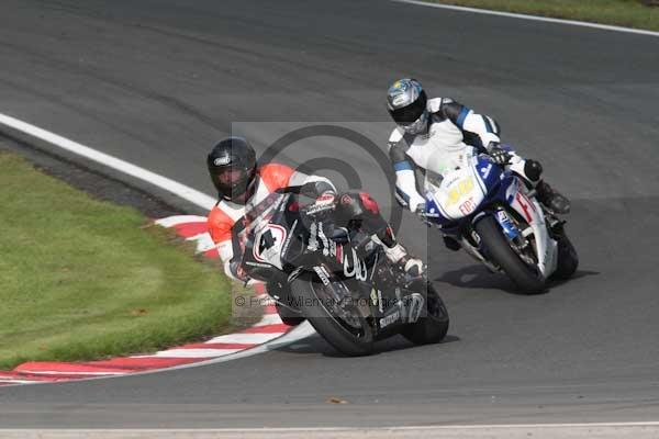 Motorcycle action photographs;Trackday digital images;event digital images;eventdigitalimages;no limits trackday;oulton park;oulton park circuit cheshire;oulton park photographs;peter wileman photography;trackday;trackday photos