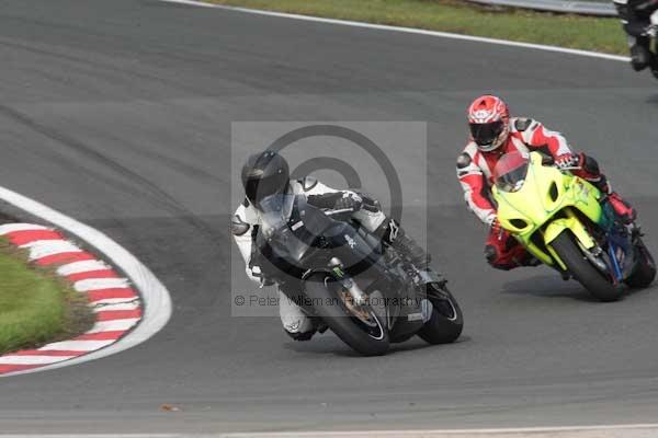 Motorcycle action photographs;Trackday digital images;event digital images;eventdigitalimages;no limits trackday;oulton park;oulton park circuit cheshire;oulton park photographs;peter wileman photography;trackday;trackday photos