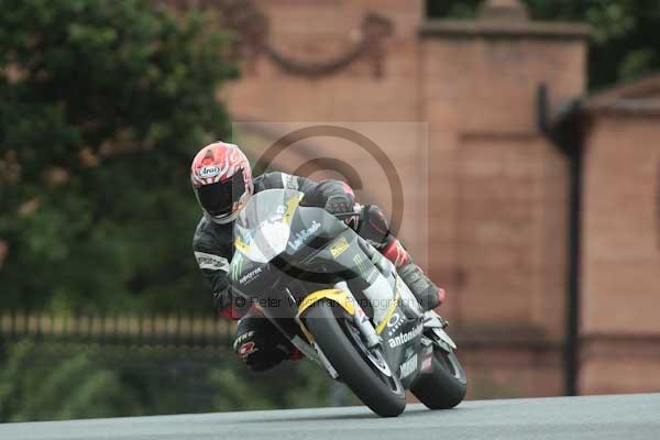 Motorcycle action photographs;Trackday digital images;event digital images;eventdigitalimages;no limits trackday;oulton park;oulton park circuit cheshire;oulton park photographs;peter wileman photography;trackday;trackday photos