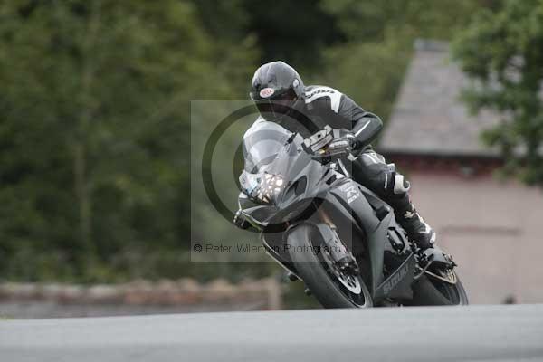 Motorcycle action photographs;Trackday digital images;event digital images;eventdigitalimages;no limits trackday;oulton park;oulton park circuit cheshire;oulton park photographs;peter wileman photography;trackday;trackday photos