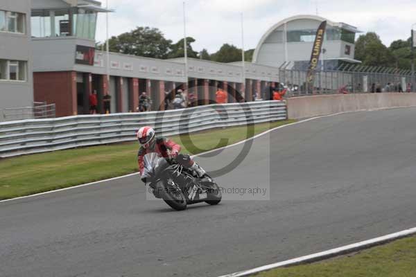 Motorcycle action photographs;Trackday digital images;event digital images;eventdigitalimages;no limits trackday;oulton park;oulton park circuit cheshire;oulton park photographs;peter wileman photography;trackday;trackday photos