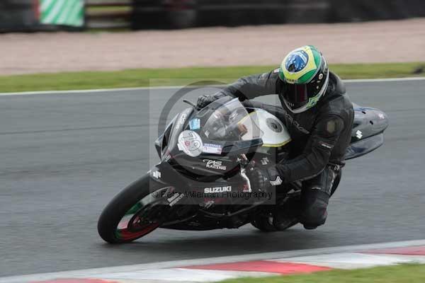 Motorcycle action photographs;Trackday digital images;event digital images;eventdigitalimages;no limits trackday;oulton park;oulton park circuit cheshire;oulton park photographs;peter wileman photography;trackday;trackday photos