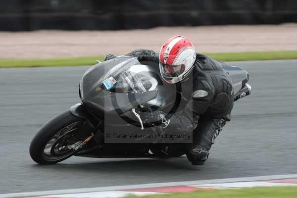 Motorcycle action photographs;Trackday digital images;event digital images;eventdigitalimages;no limits trackday;oulton park;oulton park circuit cheshire;oulton park photographs;peter wileman photography;trackday;trackday photos